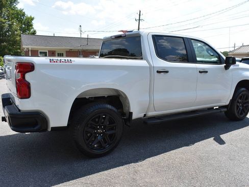 Used 2021 Chevrolet Silverado 1500 Custom Trail Boss AWD/4WD image 3