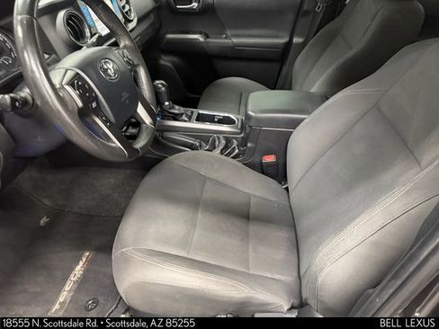 Used 2017 Toyota Tacoma TRD Off-Road w/ Tow Package (A/T) AWD/4WD image 12