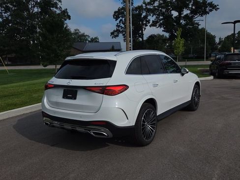 New 2027 Mercedes-Benz GLC 300 4MATIC image 3