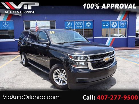 Used 2019 Chevrolet Suburban LT AWD/4WD image 1