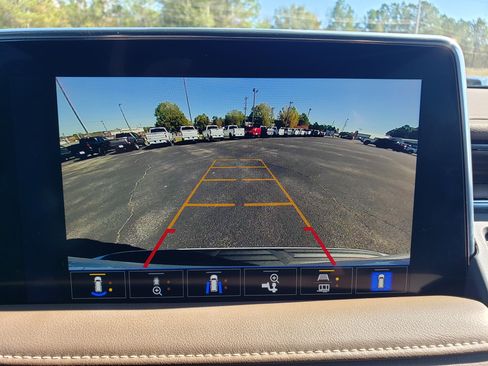 Used 2023 Chevrolet Tahoe High Country image 40