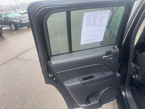 Used 2014 Jeep Patriot High Altitude image 14