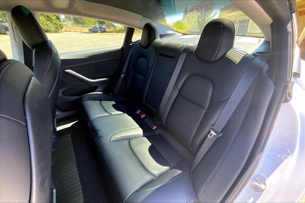 Used 2021 Tesla Model 3 Standard Range Plus RWD image 21