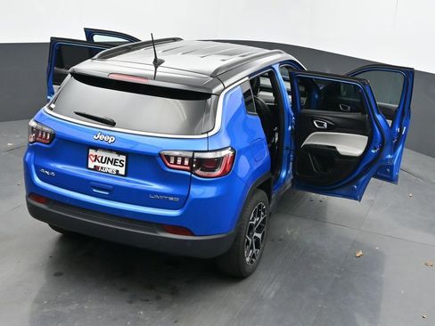 Used 2025 Jeep Compass Limited AWD/4WD image 66