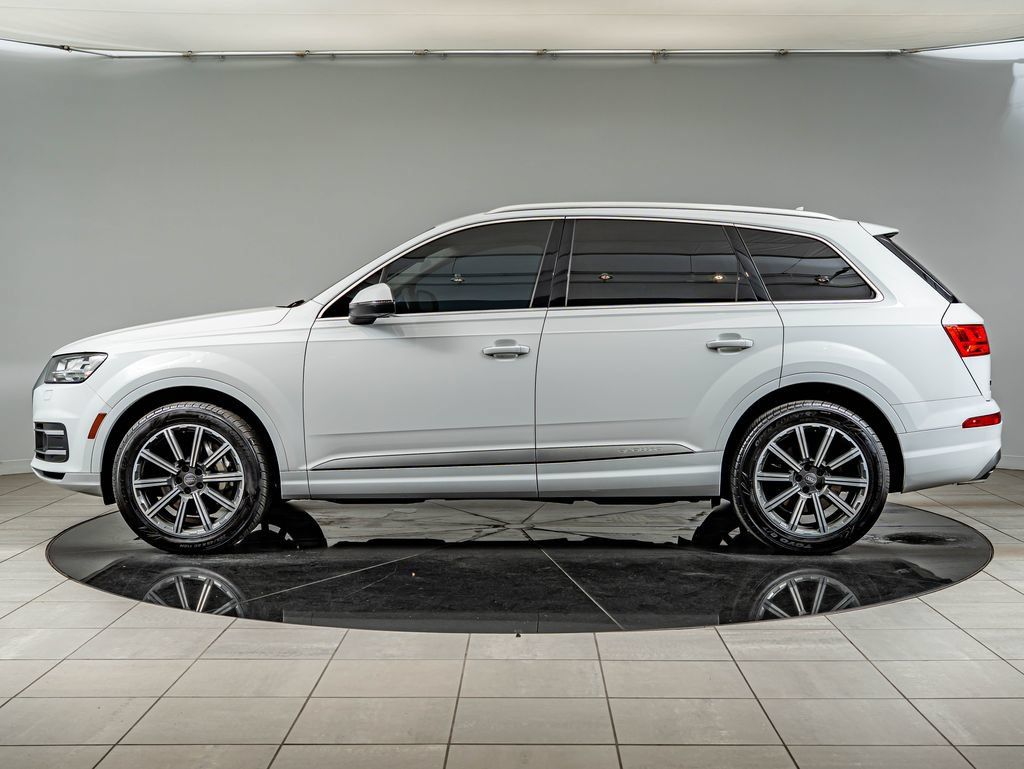 Used 2017 Audi Q7 3.0T Prestige AWD/4WD image 8