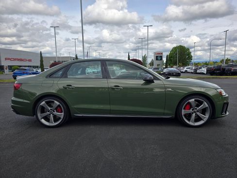 Used 2023 Audi A4 2.0T Premium Plus w/ Premium Plus Package AWD/4WD image 7