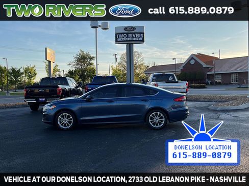 Used 2019 Ford Fusion SE image 38