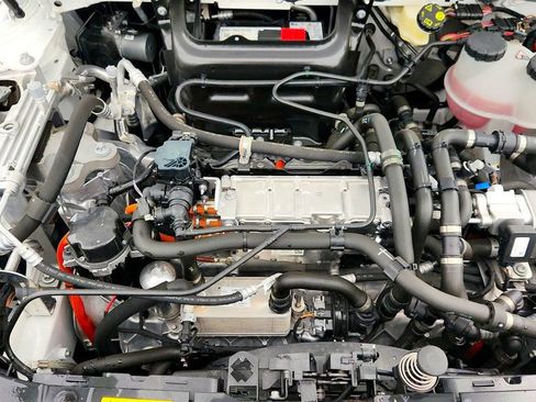 Used 2023 Mercedes-Benz EQB 250+ EQB 250+ SUV, Exclusive with 1 w/ Exclusive Package image 26