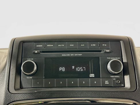 Used 2016 Dodge Grand Caravan SE w/ Quick Order Package 29E SE FWD image 19