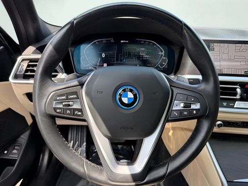 Used 2022 BMW 330e RWD image 39