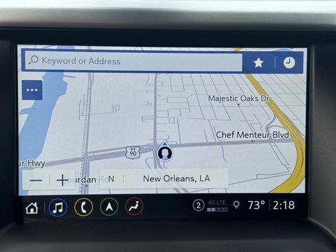 Used 2023 GMC Acadia SLT image 25