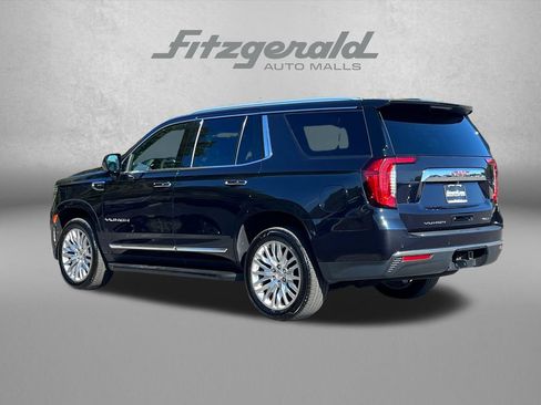 Used 2023 GMC Yukon SLT AWD/4WD image 10