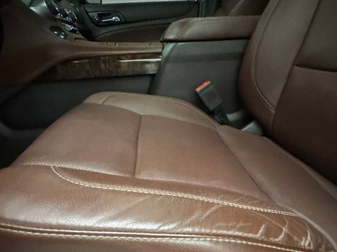 Used 2016 Chevrolet Tahoe LTZ AWD/4WD image 25