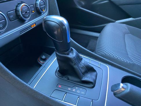 Used 2012 Volkswagen Passat 2.5 S image 51