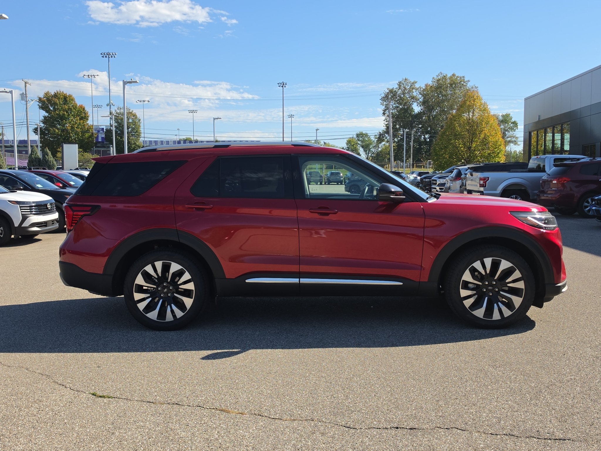 Used 2026 Ford Explorer Platinum w/ LUX Leather Package AWD/4WD image 8