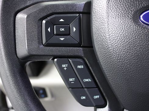 Used 2022 Ford F450 XLT w/ XLT Value Package image 18