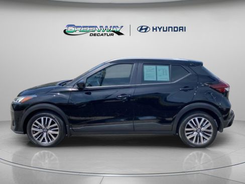 Used 2023 Nissan Kicks SV FWD image 4