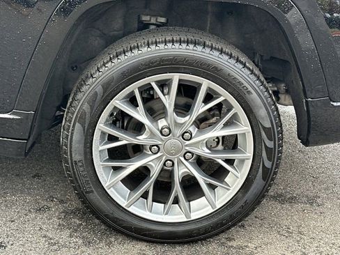 Certified 2024 Jeep Grand Cherokee Summit w/ Adv Protech Group IV image 21