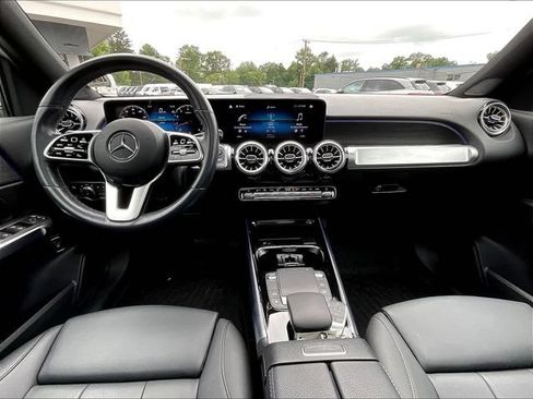 Certified 2023 Mercedes-Benz GLB 250 4MATIC image 9