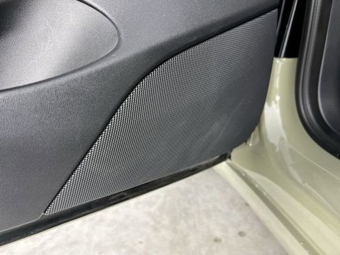 Used 2022 Tesla Model 3 Performance image 24