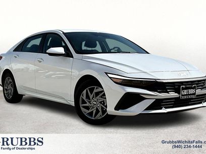 New 2025 Hyundai Elantra Blue