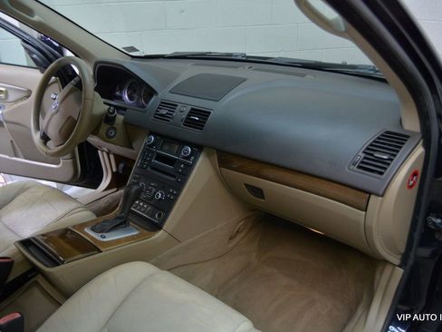 Used 2011 Volvo XC90 3.2 image 12