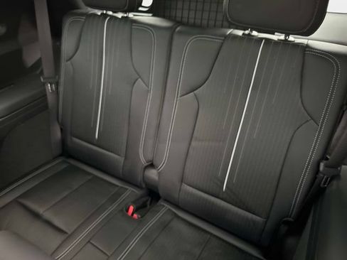 New 2026 Cadillac Vistiq Luxury w/ LPO, Floor Liner Package AWD/4WD image 12
