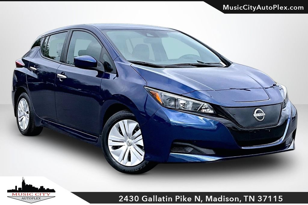Used 2025 Nissan Leaf S FWD image 1