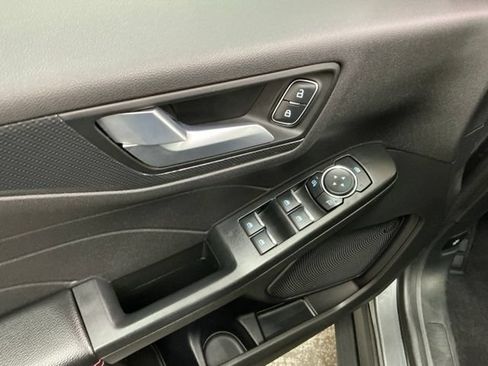 Used 2023 Ford Escape ST-Line w/ Tech Pack #1 FWD image 14