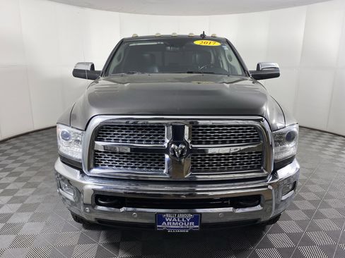 Used 2017 RAM 2500 Laramie w/ Convenience Group AWD/4WD image 13