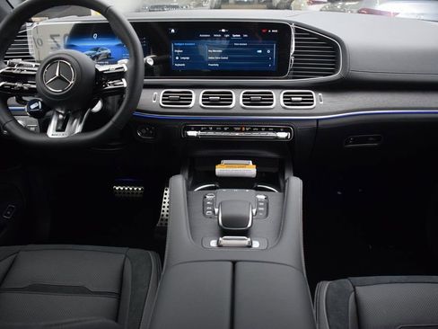 New 2026 Mercedes-Benz GLE 53 AMG 4MATIC Coupe image 19