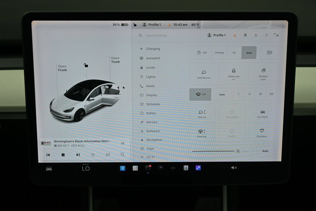 Used 2020 Tesla Model 3 Standard Range Plus RWD image 7