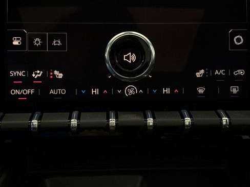 New 2026 GMC Acadia Elevation w/ Elevation Premium Package image 30