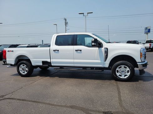 Certified 2026 Ford F250 XLT AWD/4WD image 3