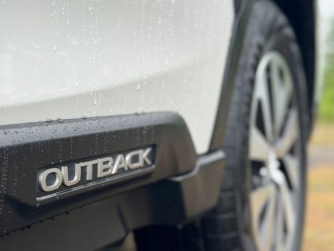 Used 2024 Subaru Outback Premium AWD/4WD image 38