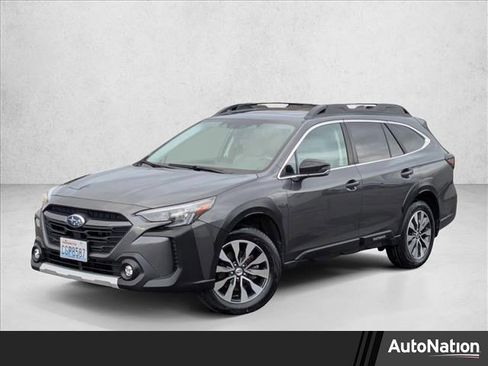 Used 2023 Subaru Outback Limited image 1