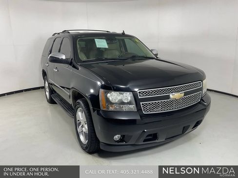 Used 2011 Chevrolet Tahoe LTZ RWD image 6