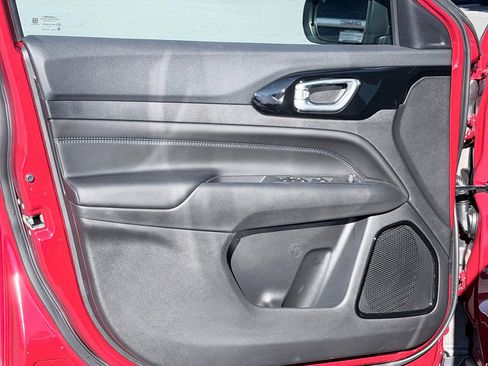 New 2026 Jeep Compass Latitude image 24