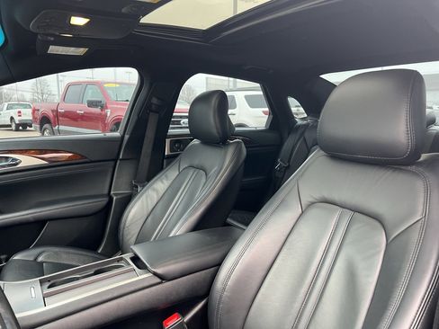 Used 2018 Lincoln MKZ Select w/ Select Plus Package image 11