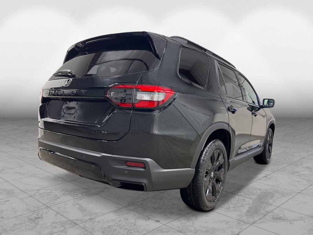 New 2026 Honda Pilot Black Edition image 5