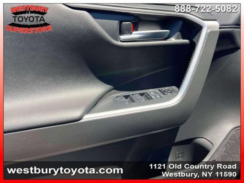 Used 2020 Toyota RAV4 XSE AWD/4WD image 20