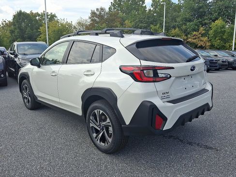 Used 2025 Subaru Crosstrek 2.0i Premium image 6