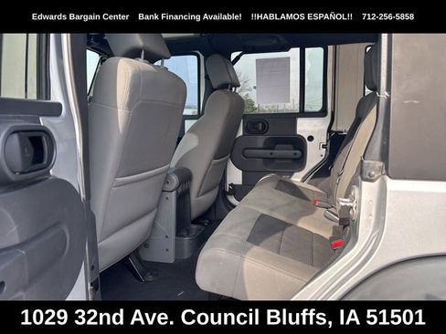 Used 2010 Jeep Wrangler Unlimited Sport AWD/4WD image 12