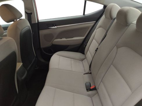 Used 2020 Hyundai Elantra SEL FWD image 18