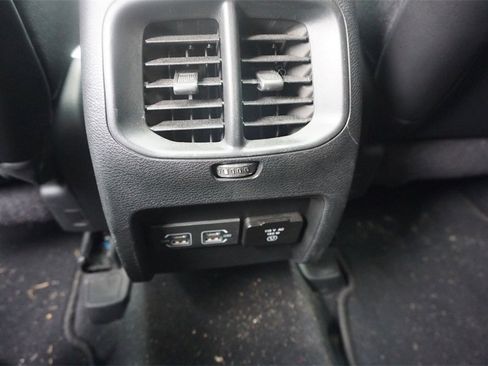 Used 2021 Jeep Cherokee Latitude Lux w/ Sun & Sound Group image 16