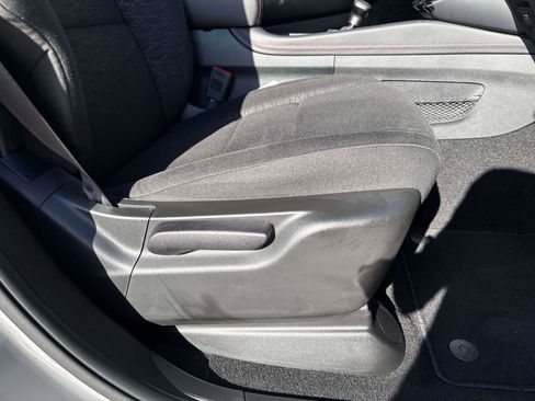 Certified 2025 Dodge Durango GT w/ Blacktop Package image 38