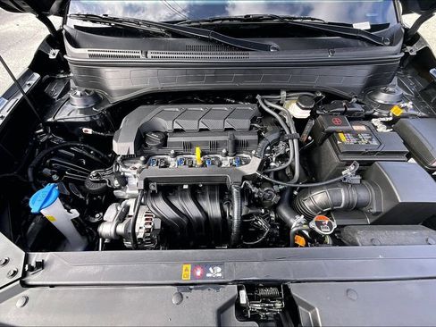 Certified 2026 Hyundai Venue SEL FWD image 13