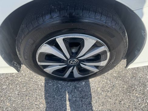 Used 2017 Toyota Prius Prime Plus image 62