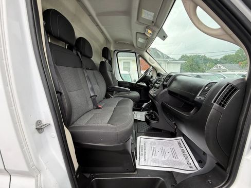 Used 2019 RAM ProMaster 3500 w/ Premium Appearance Group FWD image 31