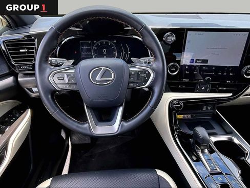 Used 2024 Lexus NX 250 FWD image 6